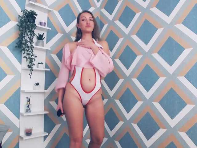 Скріншоти передачі EmmaCastro