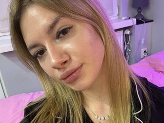 Еротичний відеочат EmmaNix18