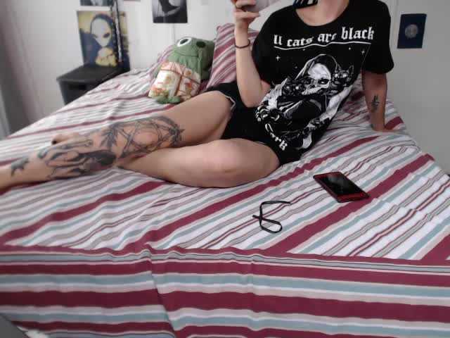 Скріншоти передачі EmmaNoctis