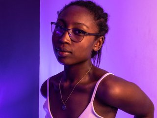 Еротичний відеочат EmmaSanz