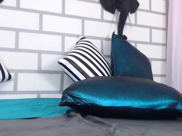 Скріншоти передачі emmyfox