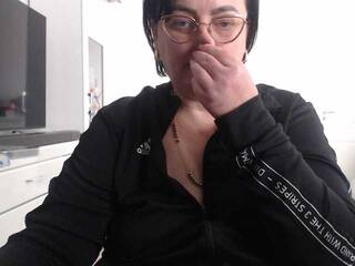 Еротичний відеочат Emyllywhite