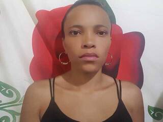 Еротичний відеочат EPIPHANNIE