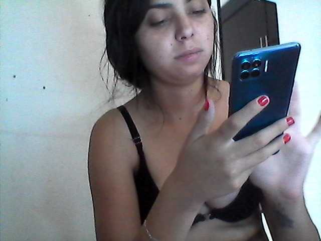 Скріншоти передачі Eskarlet