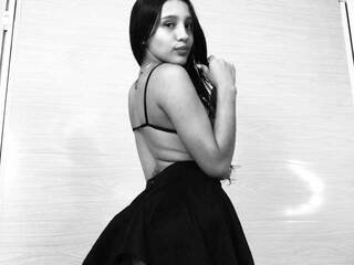 Еротичний відеочат Evangeline18