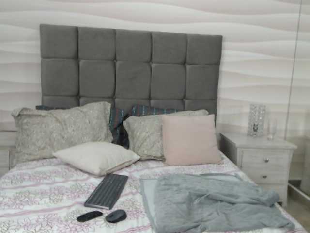 Скріншоти передачі EveelynSmith