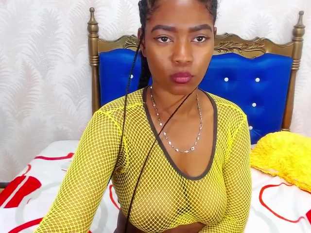 Фотографії evelynheather welcome guys come n see me #naked #wild #naughty im a #ebony #latina #kinky enjoy with me in #pvt or just tip if u like the view #dildo #anal #blowjob #deepthroat #CAM2CAM