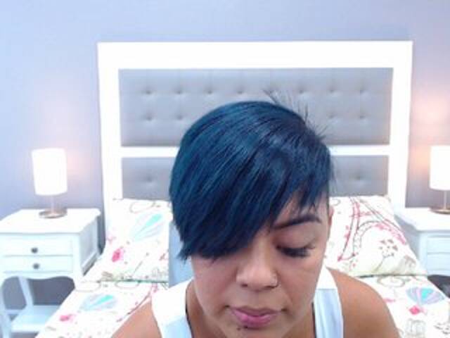 Скріншоти передачі EvelynOwens