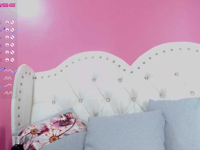 Скріншоти передачі EvenynMonroe