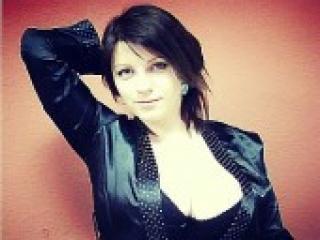 Еротичний відеочат fammelove