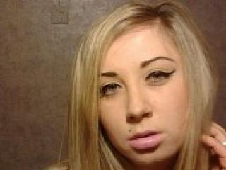 Еротичний відеочат fanialla