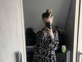 Еротичний відеочат fiksikBoom