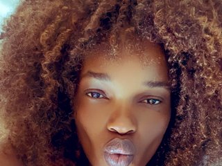 Еротичний відеочат FreakkyAira