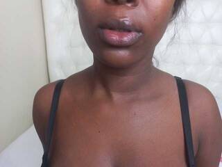 Еротичний відеочат Freakynessa