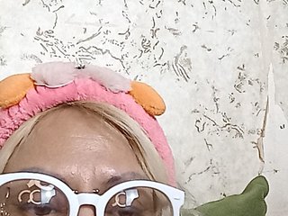 Еротичний відеочат GardenerofIllusions