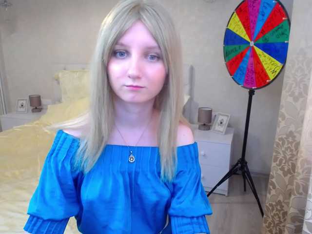 Фотографії YourDesserte Hello guys! Welcome to my room) Lets chat and have fun together! PVT-GRP On for you) spin wheel for 100! hot show with a wet t-shirt!