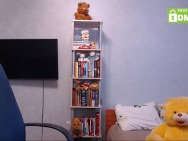 Скріншоти передачі Get-Naked