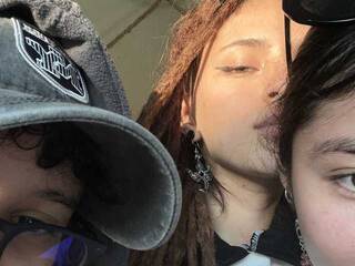 Еротичний відеочат Girls-addicted-cum