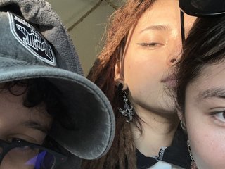 Еротичний відеочат Girls-addicted-cum