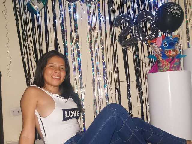 Фото профілю Giselle5