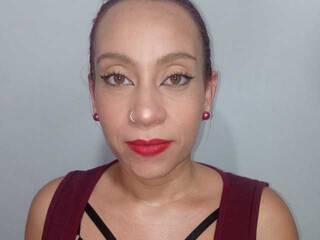 Еротичний відеочат gissele-blue