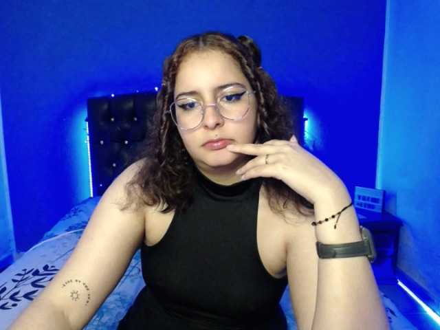 Фотографії goddesstepha1 Hi , enter if u wanna talk! Goal: GOAL: Sexy Dance #teen #lovense #boobs #cute #new -I dont do free shows xoxox