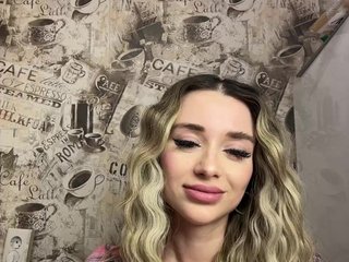 Еротичний відеочат GoldenEmily