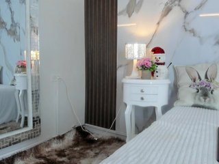 Еротичний відеочат hannahill69