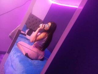 Еротичний відеочат harper6969