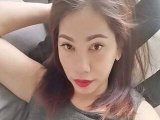 Еротичний відеочат HeartRoxy