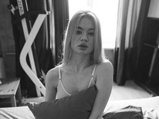 Еротичний відеочат HelenaElfe