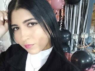 Еротичний відеочат hellenmoon