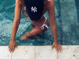 Еротичний відеочат hellysep