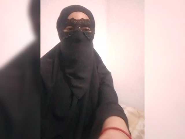 Скріншоти передачі Hijabi-Girl
