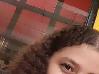 Еротичний відеочат hilary-arista