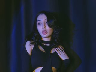 Еротичний відеочат HinaChan