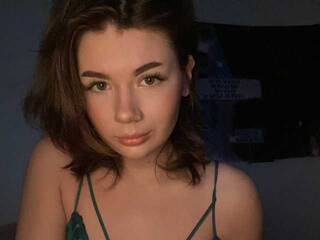 Еротичний відеочат HornyKittya