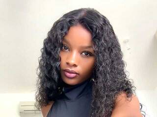 Еротичний відеочат Hornylilbirdie