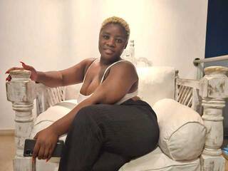 Еротичний відеочат Hornyskyller