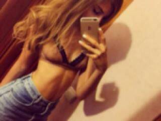 Еротичний відеочат hotteeniie