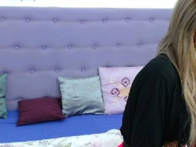 Скріншоти передачі HottieBadGirl