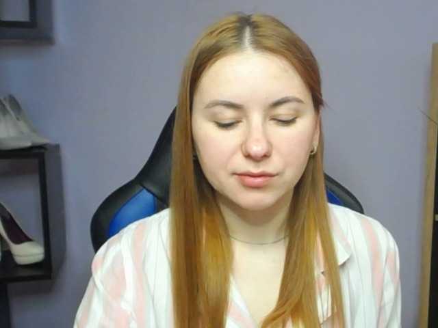 Скріншоти передачі hottiexLayla