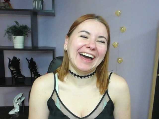Скріншоти передачі hottiexLayla