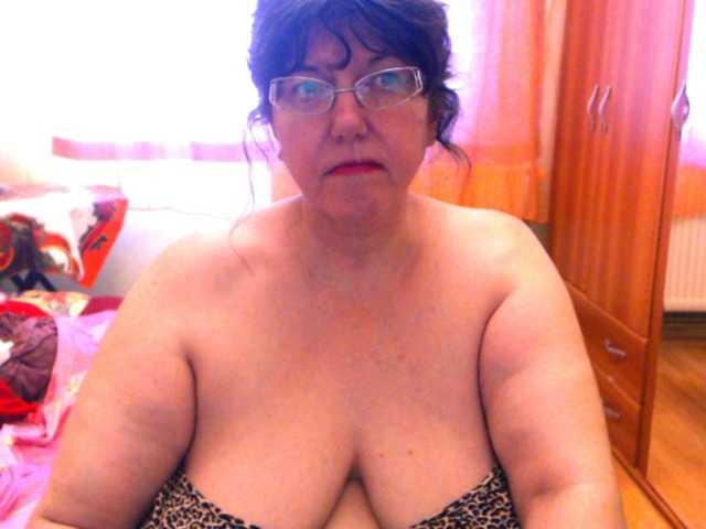 Скріншоти передачі HugeTitsXXX