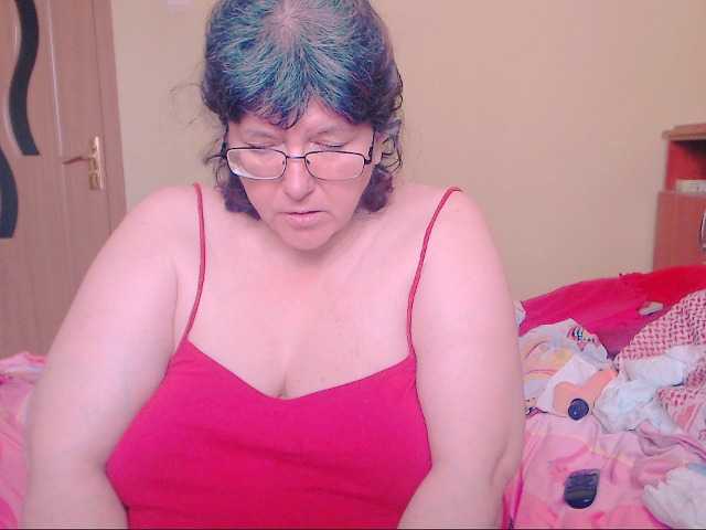 Скріншоти передачі HugeTitsXXX