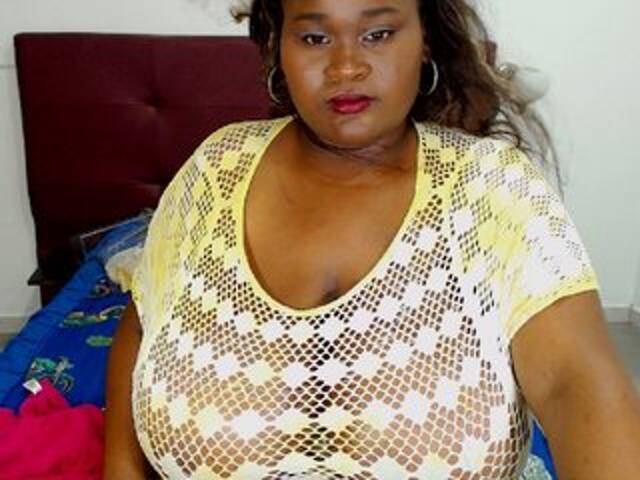 Скріншоти передачі HugeXtits