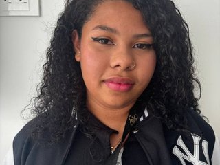 Еротичний відеочат Isa-hot