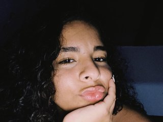 Еротичний відеочат Isis-gil