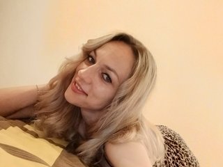Еротичний відеочат IssaaBella7