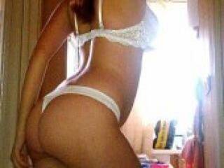 Еротичний відеочат izora